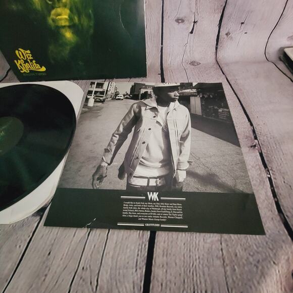 Wiz Khalifa - Rolling Papers LP w/ Insert ONLY SIDE A & B. 2ND VINYL IS MISSING - Picture 2 of 7